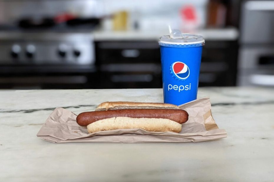 12 Must Know Facts About Costco'S $1.50 Hot Dog + Calories​